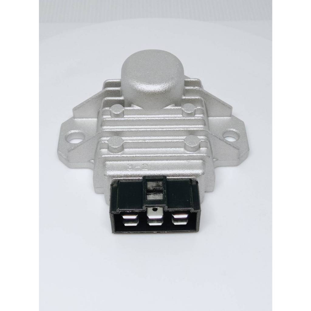 แผ่นชาร์จ / REG.REC.COMP / 31600-KWB-601 / SH777AA & T6.3 052 F / สำหรับรุ่น  WAVE-110 I 2010-11