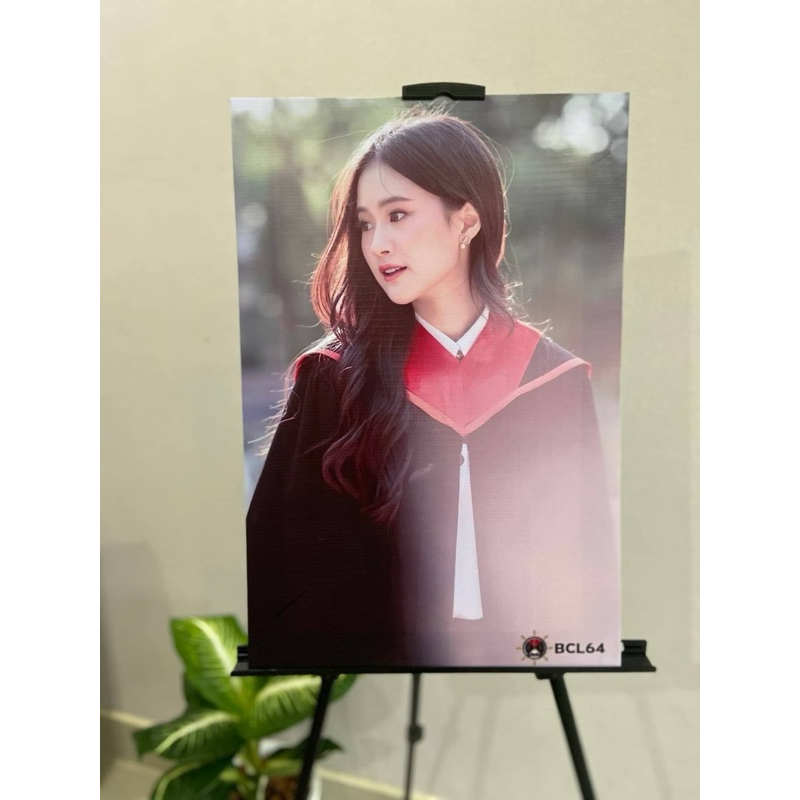 กรอบลอยของขวัญ รับปริญญา กรอบลอยไวนิล 40x60 cm