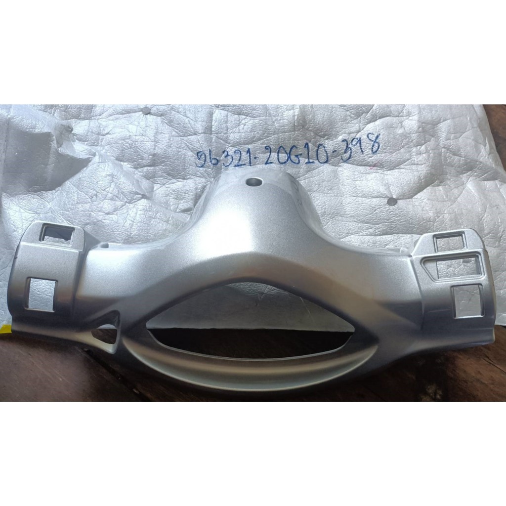 หน้ากากหลัง ตัวดิสก BEST125 แท้ศูนย์ SUZUKI สีเงิน-สีเทา 56321-20G10-398 FD125XS-B หน้ากาก ชุดสี เบส