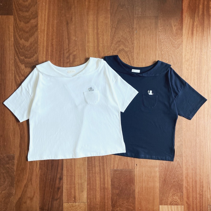 flower cat little cape collar t-shirt / เสื้อยืดปกกะลาสี ปักลาย ‘flower cat’