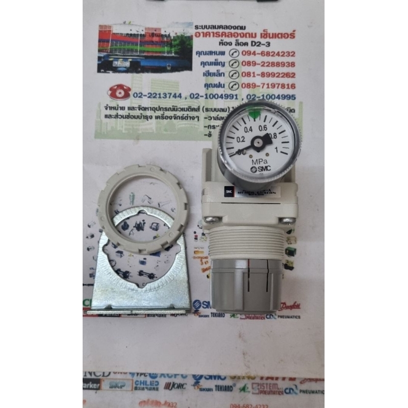ตัวปรับแรงดันลม แบรนด์ SMC ญี่ปุ่น รุ่น AR30-03BG-A ขนาดเกลียว 3/8" (3หุล)