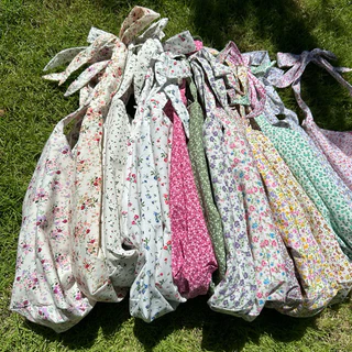 รวมกระเป๋าผ้าน่ารัก ลายดอกไม้ สายผูกโบว์ totebag 🌷🩰🤍 สีเยอะมากๆ
