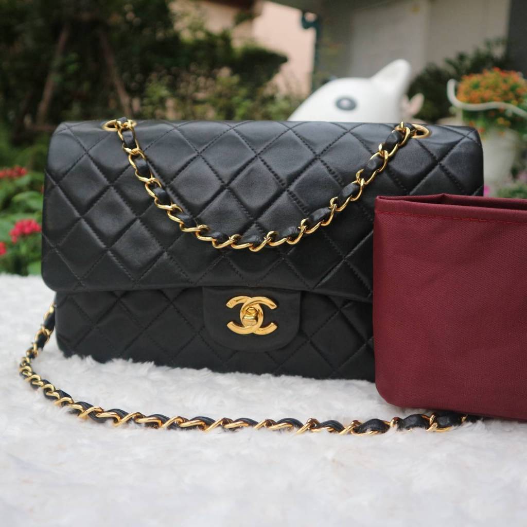 Chanel Vintage Flap Bag Size 10 24k