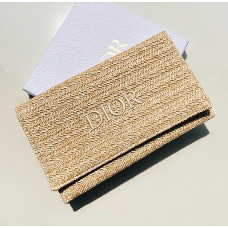 [🍟พร้อมส่ง] กระเป๋าเครื่องสำอาง ดิออร์ Dior summer pouch กระเป๋าสาน ทรงแบน สวยหรู มีคลาส ดูแพง ถือเป