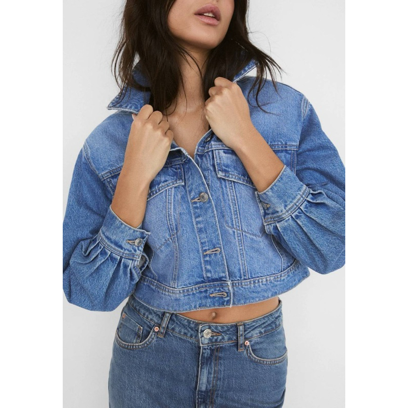 Stradivarius Jacket jeans แท้100% ยีนส์คอปก แขนยาวพองนิดๆ ทรงสวยมาก เนื้อผ้ายีนส์ไม่ยืด
