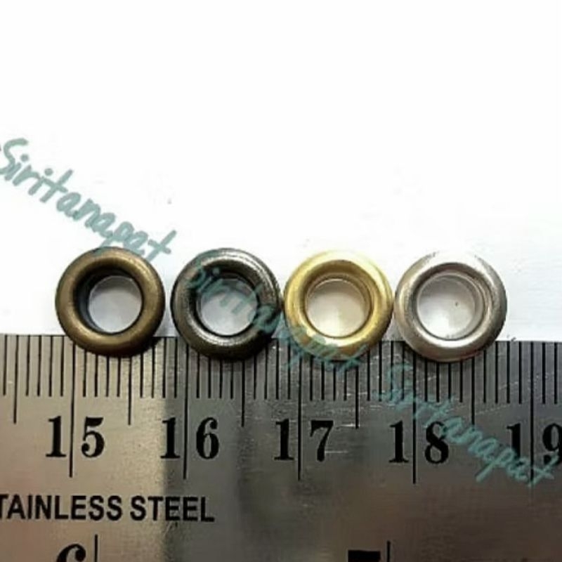 ปลีก/ส่ง ตาไก่ เนื้อทองเหลือง กว้างรู 4 มิล (109)(พร้อมแหวน)