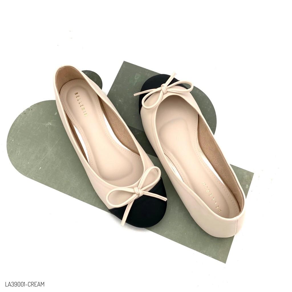 HaloBangkok รองเท้า Flat Shoes หนัง Pu Leather รุ่น LA39001