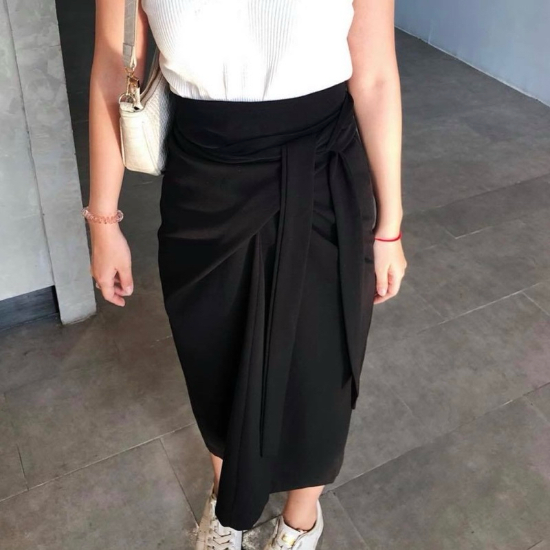 กระโปรง Lunar Skirt แบรนด์ Knockknock.th