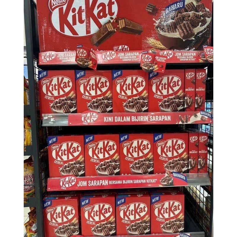 พร้อมส่ง KitKat cereal 330g ซีเรียลอาหารเช้าหรือกินเล่นก็อร่อย กรอบอร่อยหวานน้อย