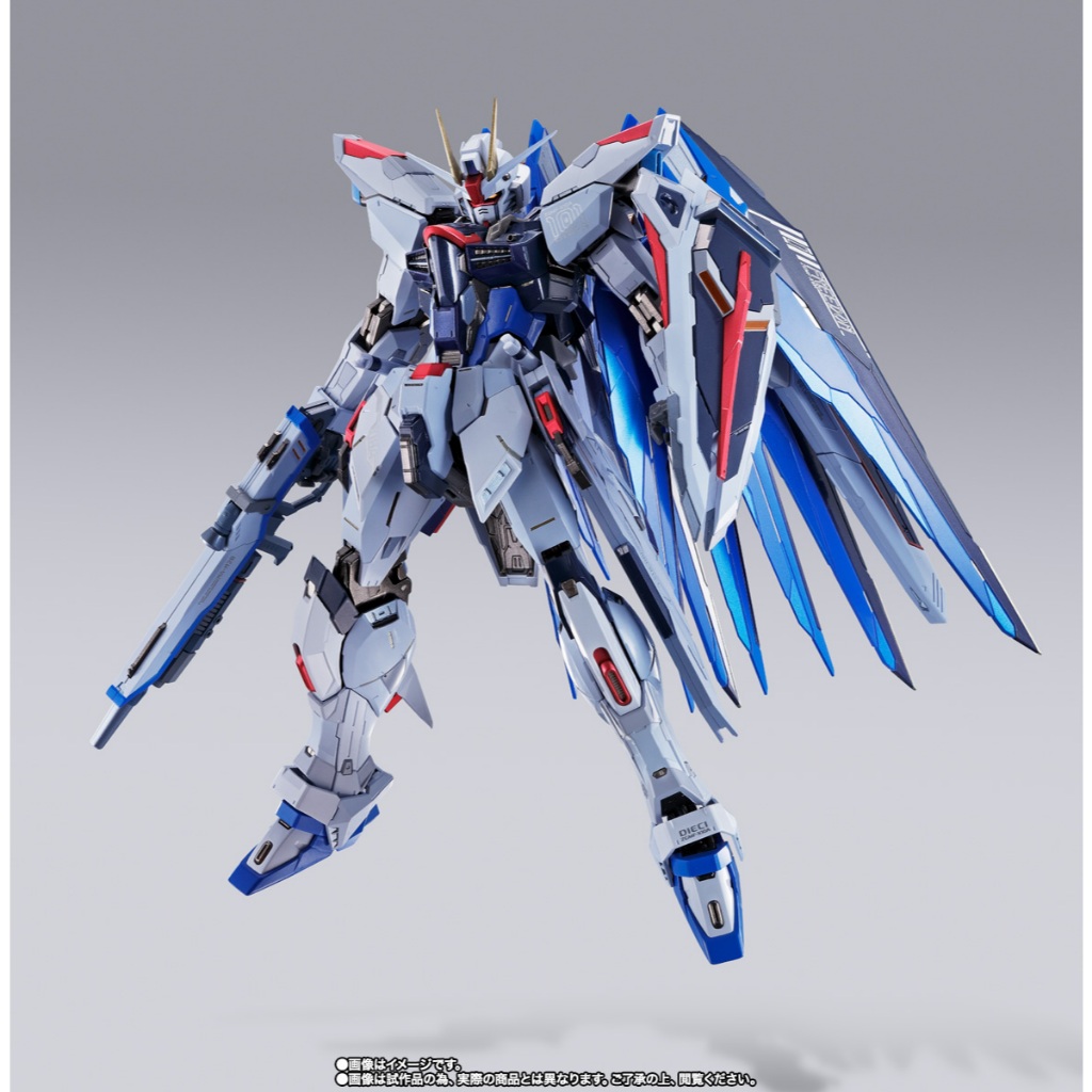 (สืนค้าพร้อมจัดส่ง) METAL BUILD FREEDOM GUNDAM CONCEPT 2 SNOW SPARKLE Ver.