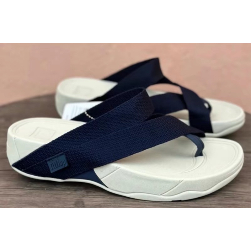 รองเท้าเเตะ fitflop สลิงรุ่นใหม่ สวย ใส่ได้ทั้ง หญิงและชายไซร้ 36----44