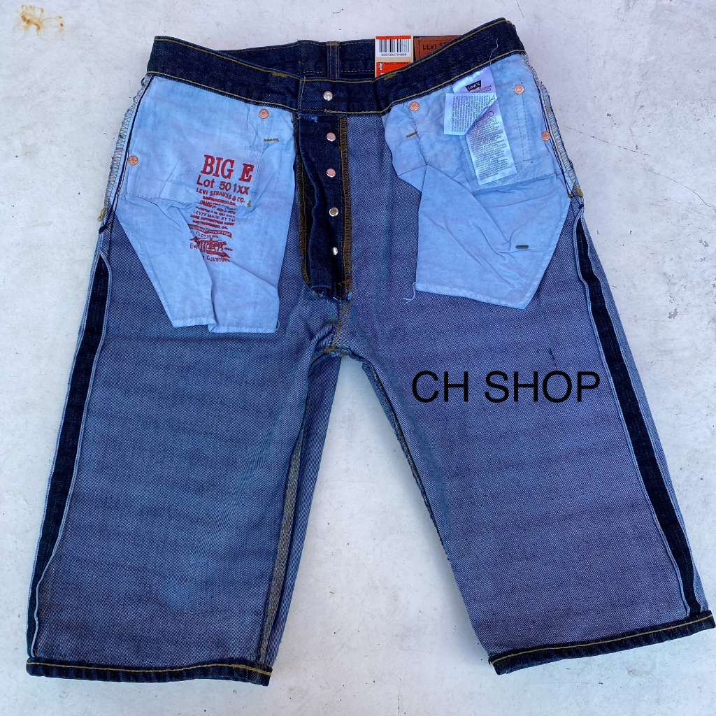 กางเกงขาสั่นสำหรับผู้ชาย สีสนิมกับสีไบโอ ผ้านิ่มริมแดง เป้านกระดุม เนือผ้าสวยสวมใส่สบายไม่อึดอัดค่ะ