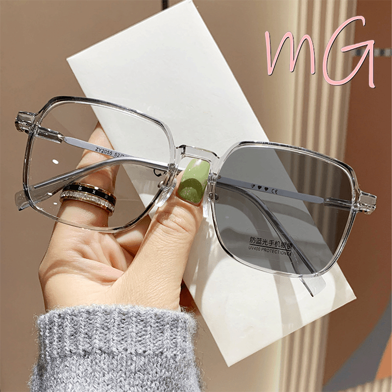 [จัดส่งจากกทม]แว่นอ่านหนังสือแฟชั่นเกาหลี 0-400° แว่นสายตาสั้น เลนส์รถยนต์ใหม่เปลี่ยนสีใน 5 วินาทีเมื่อโดนแสงแดดและกันรั