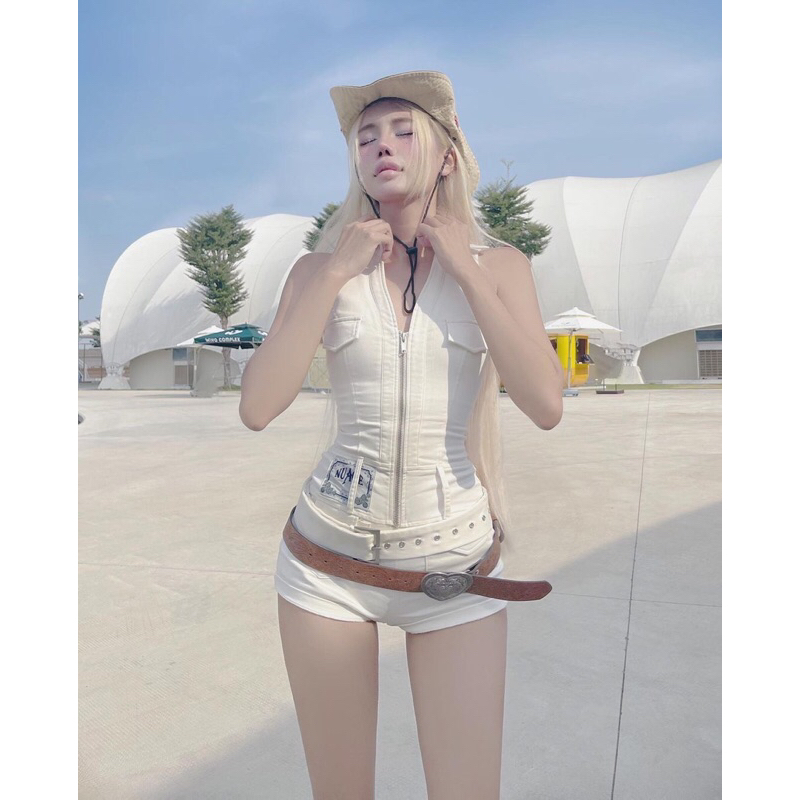 พร้อมส่ง Megan Jumpsuit จาก Bandarsaya