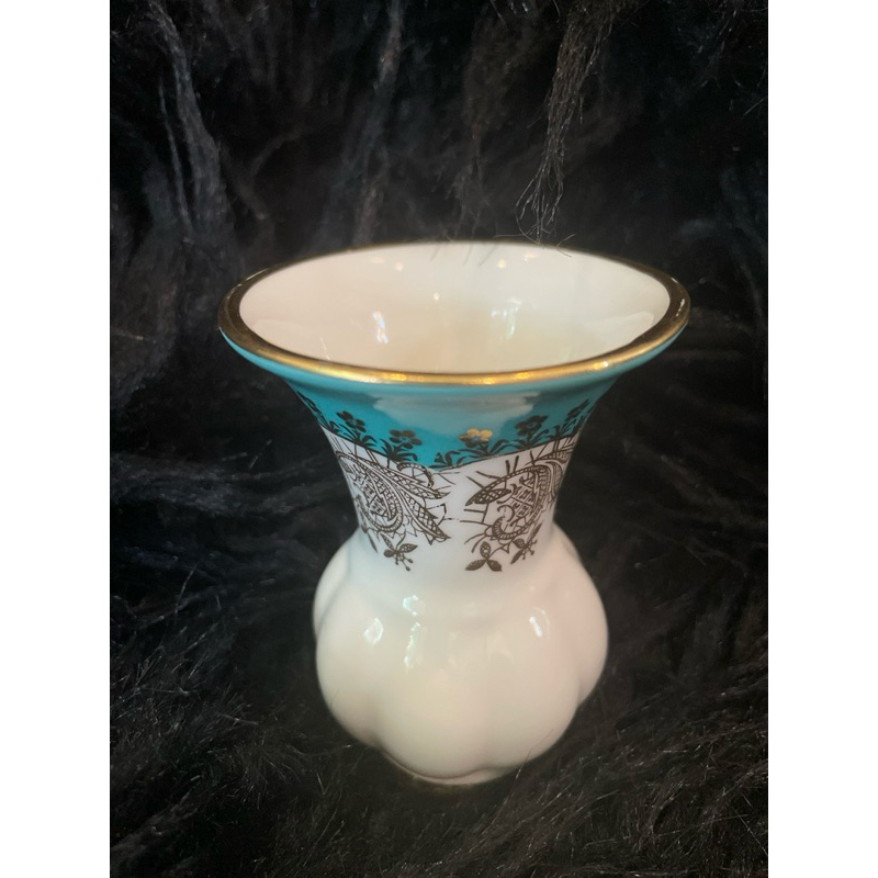 แจกันขนาดเล็ก Bavaria เหมาะสำหรับโต๊ะหมู่บูชา