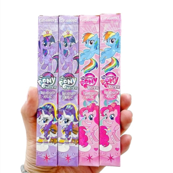 Labubu0.5 มม.ปากกาเจลน่ารัก Little pony ปากกาหมึกแห้งเร็วคุณภาพสูง ปากกาลายเซ็น เหมาะสำหรับใช้เขียนหรือให้ของขวัญ