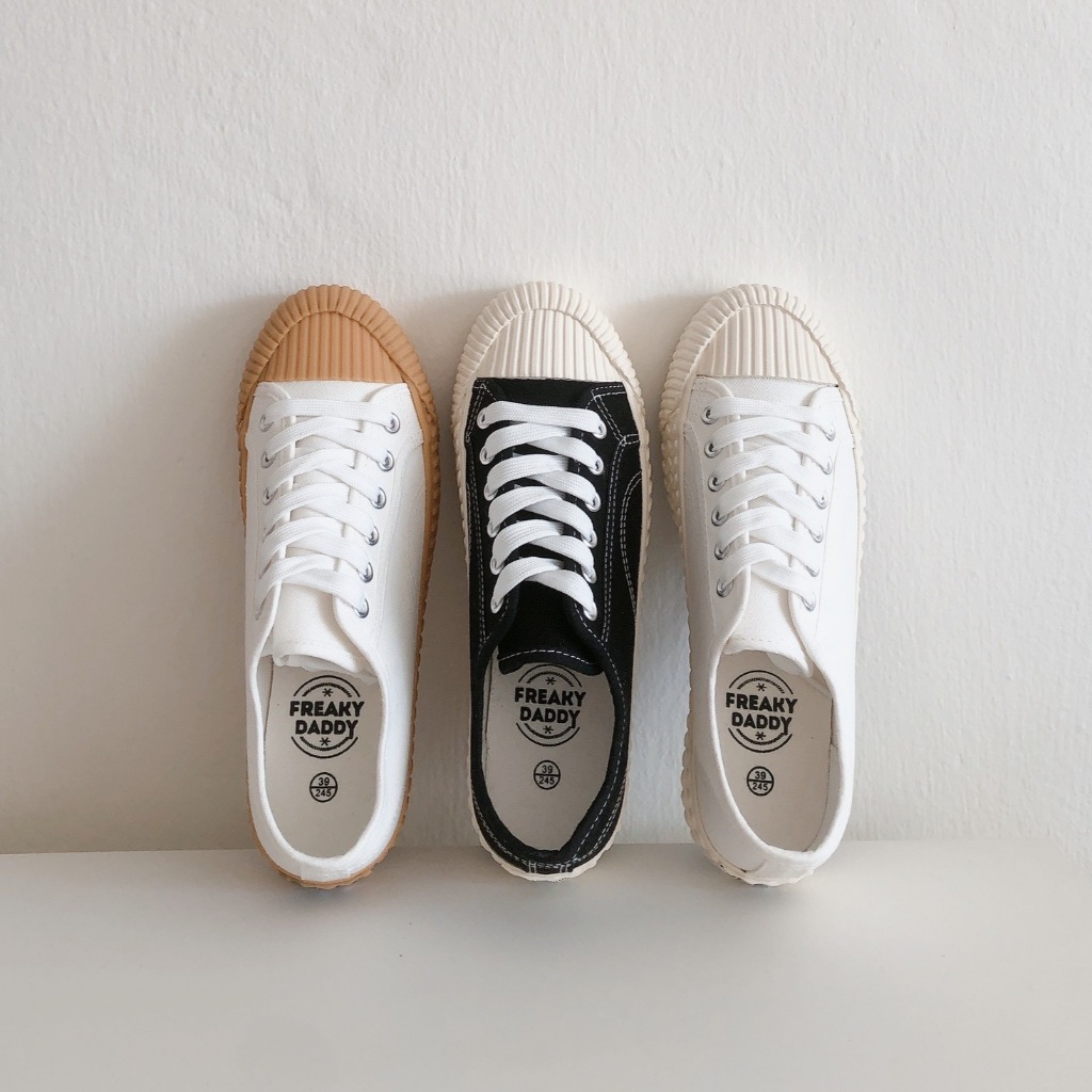 รองเท้าผ้าใบสไตล์วินเทจ Daddy Frey ยอดขายกว่าหมื่นคู่ (ลิ้งค์ใหม่)