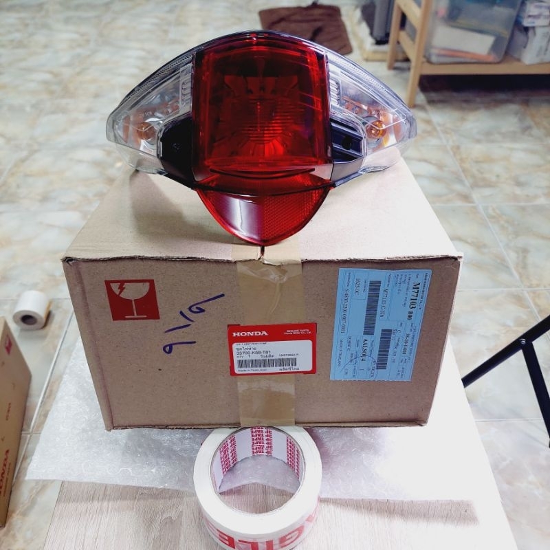 ชุดไฟท้าย[33700-K58-T81]แท้ศูนย์/wave110i 2009/wave110i 2011/wave110i 2013/wave110i 2018/สินค้าของแท