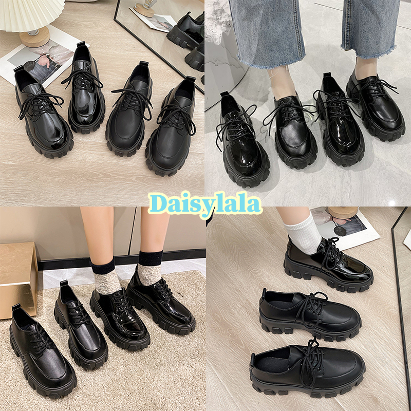 Daisylala แฟชั่นรองเท้าหนังเล็กผู้หญิง พื้นหนา ส้นหนา หนังแก้ว แบบผูกเชือก ไซส์ใหญ่ สไตล์อังกฤษ ส้นสูง 5 ซม