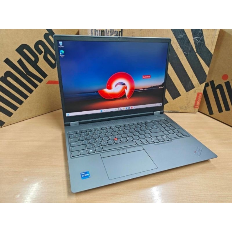 Thinkpad P16 Workstation - Core i9-12900HX + GPU: Nvidia RTX A2000 8GB GDDR6 + RAM 64GB + 2TB SSD + 