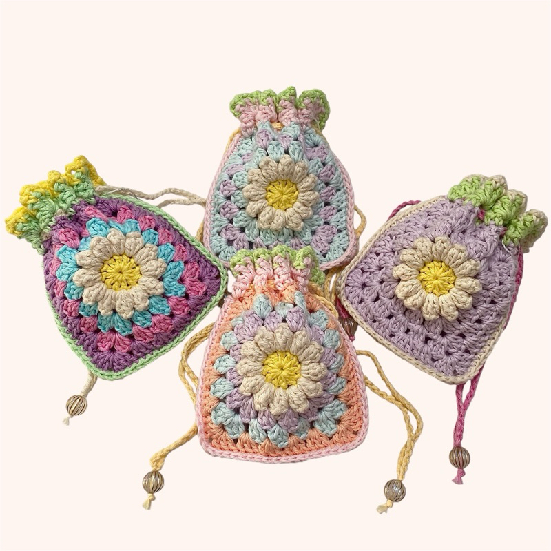 Crochet sunflower pouch กระเป๋าถักใบเล็ก