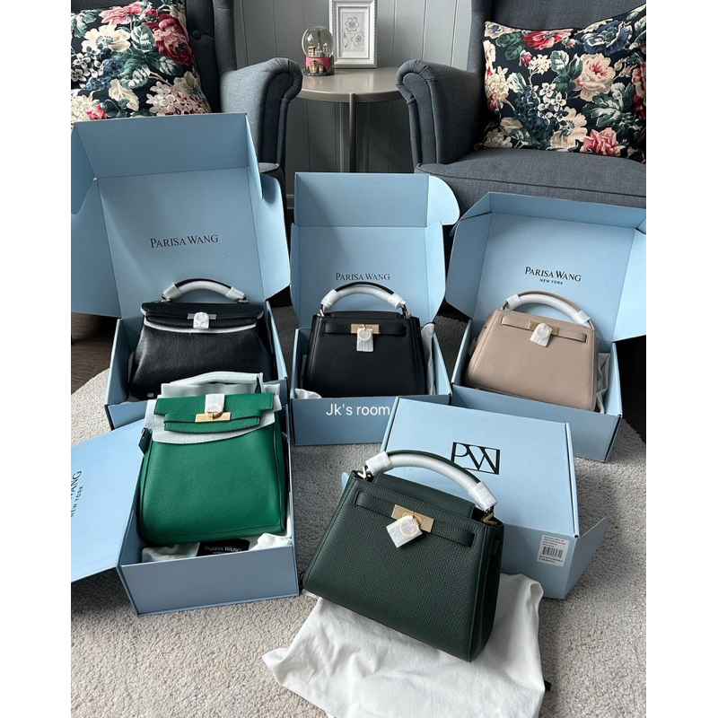 พรีออเดอร์ Parisa Wang New York