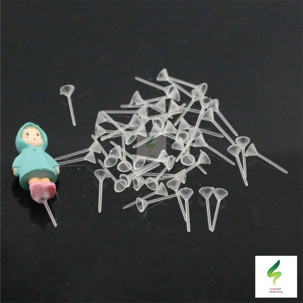 ฐานปักตุ๊กตา  ราคาต่อ 1 ถุงประมาณ 100 ชิ้น สําหรับปักตุ๊กตาเรซิ่น ตกแต่งสวน กระถางต้นไม้ ของจิ๋ว