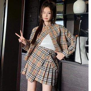 ขายแยก BURBERRY CLASSIC SET น่ารักมาก ชุดเซท แจ็คเก็ต คอปก + กระโปรง จับจีบ ลายสก็อต เบอเบอรี่ บัลเบอรี่