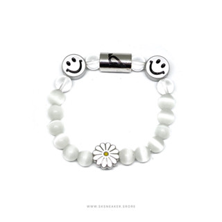 CROWCINZ SMILEY AND DAISY BRACELET WHITE