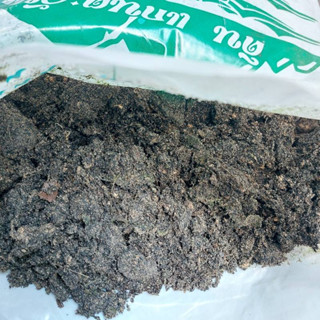 ดินปลูก ดินผสมสูตรพิเศษ เหมาะแก่การปลูกพืชไม้ดอกไม้ประดับทุกชนิด Planting soil, soil mixed with coconut coir Suitable f