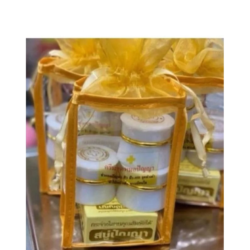 ครีมชุดหมอปัญญา สายใน 1 เซต ครีมหน้าเด้ง+สบู่รักษาสิวฝ้า+ครีมขมิ้น+ครีมบํารุง & กันแดด