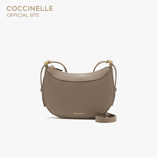 COCCINELLE WHISPER POCHETTE 530101 กระเป๋าสะพายผู้หญิง