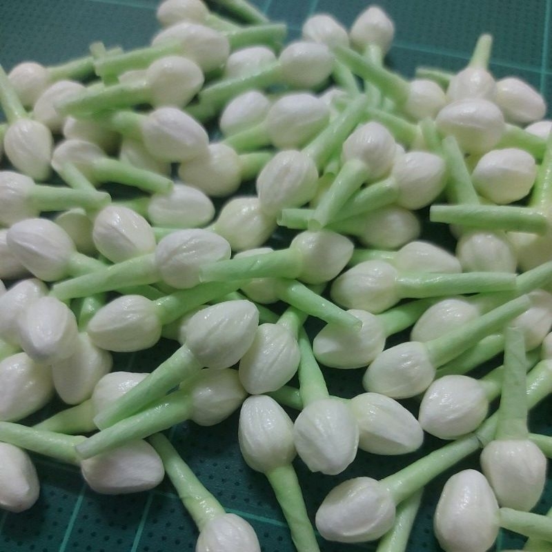 ดอกมะลิทิชชู่(เหรียญ 1 บ.)(สินค้าพร้อมจัดส่ง)( 1ถุง/100ดอก 300ดอก ) ใช้สำหรับงานร้อยมาลัยดอกไม้ประดิษฐ์