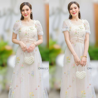 TW19074 Dress เดรสสั้นปักลาย แต่งดอกไม้