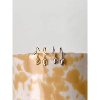 A.piece ต่างหูเงินแท้ [all silver 925] tulip hook earrings (89)