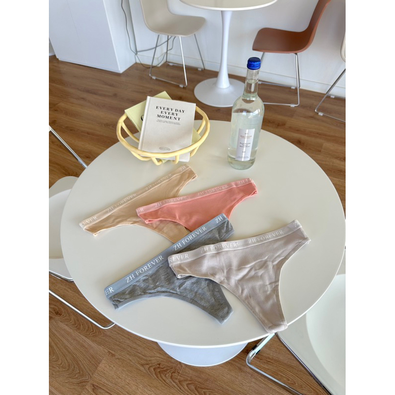 Sale{พร้อมส่ง} 𝘯𝘦𝘸 𝘵𝘩𝘰𝘯𝘨 , 𝘴𝘱𝘰𝘳𝘵𝘴𝘸𝘦𝘢𝘳 𝘳𝘪𝘱 𝘧𝘢𝘣𝘳𝘪𝘤