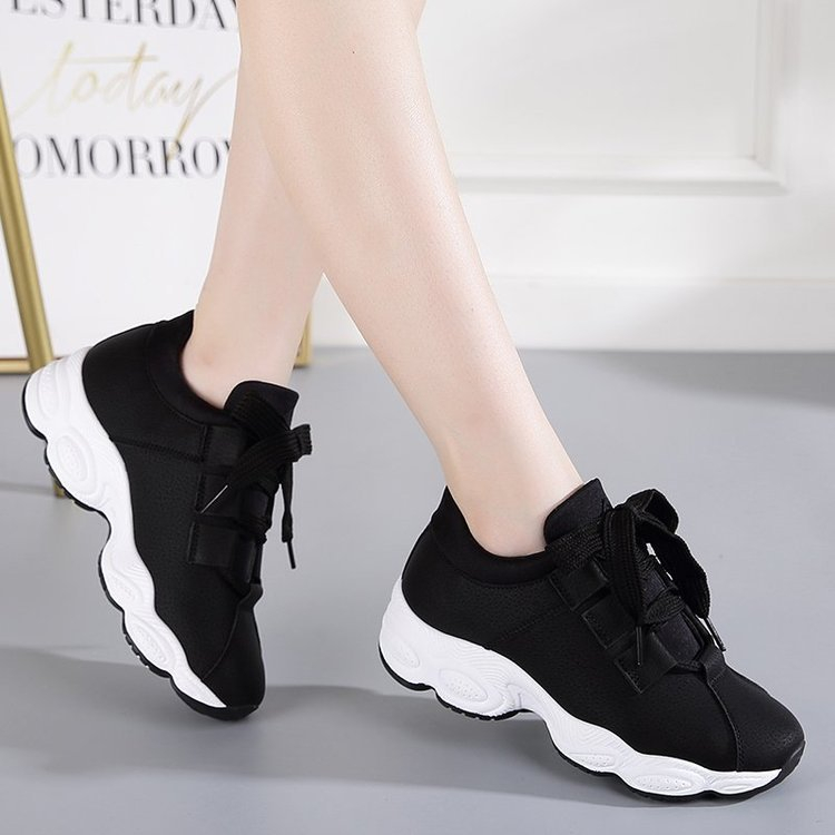 ShoesStudios พร้อมส่ง รองเท้าผ้าใบราคาถูก น่าตำไม่ไหว มา3สี พร้อมส่ง งานดีมากๆ น้องเข้าใหม่ น่ารักมากๆๆทรงสวยสุดๆๆ