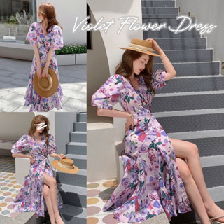 💐 Violet Flower Maxi Dress 💐 เดรสลายดอกไม้ คอวี เป็นทรงไขว้ ผูกเชือกด้านข้าง โทนสีม่วงหวานๆ เดรสลายดอกไม้ งานป้าย