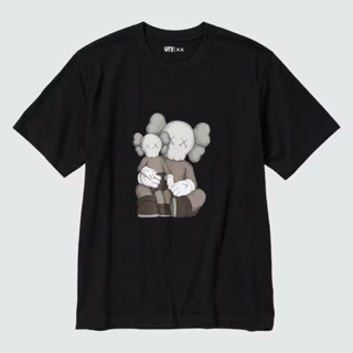 Kaws UT Uniqlo x Kaws tee