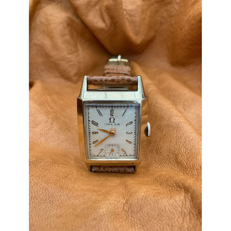 นาฬิกา Omega 14k gold watch vintage ตัวไขลาน ของแท้มือสองราคา 27,000 บาท