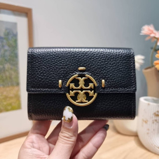 กระเป๋าเงินใบสั้น สองพับ TORY BURCH MILLER MINI WALLET ใหม่ล่าสุด กับไอเท็มที่หลายๆคนรอคอย