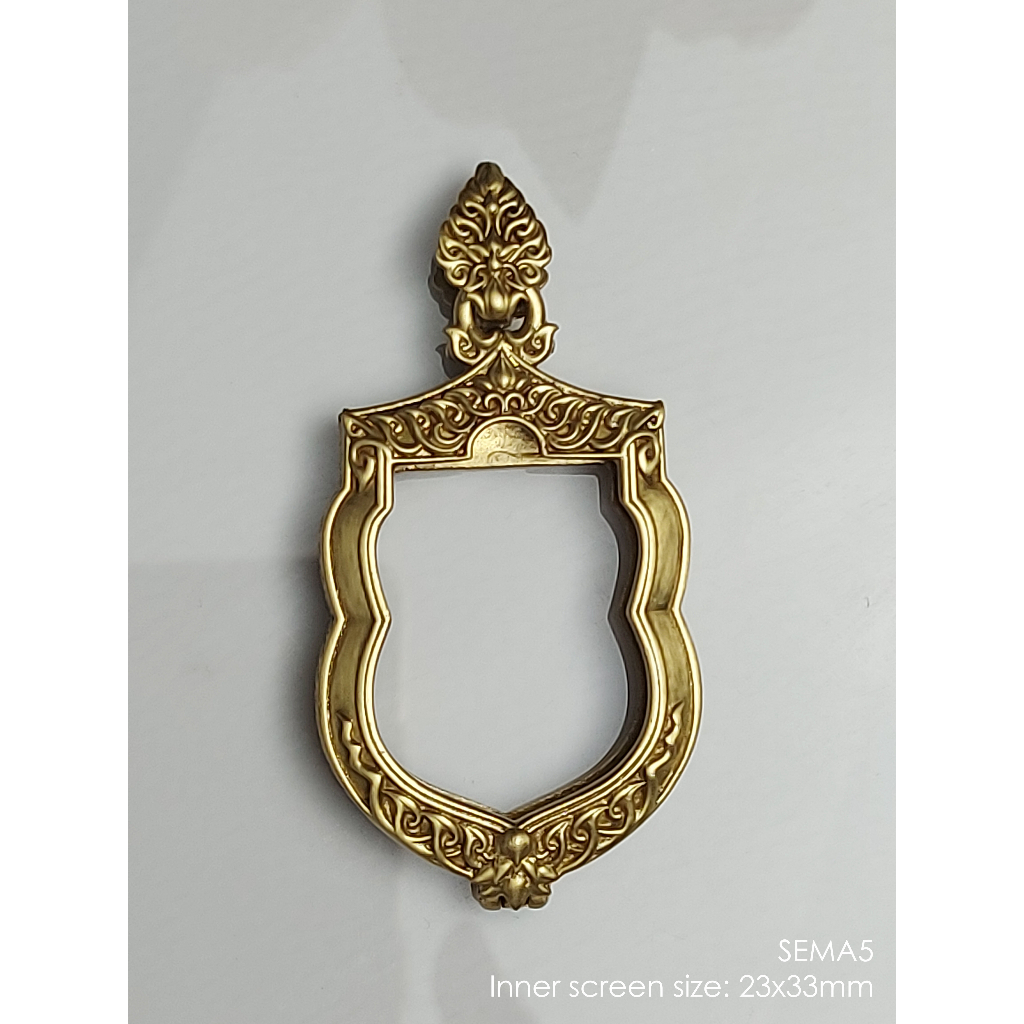 SEMA5Brass Sema amulet casing 23x33mm กรอบพระ ทองเหลือง ทรงเสมา มีห่วงด้านบน พิมพ์เล็ก