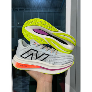 รองเท้าผ้าใบ รองเท้าวิ่ง NEW BALANCE FuelCell SuperComp Trainer v2 Running Shoes