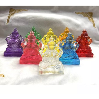 พระพิฆเนส7สีประจำวัน