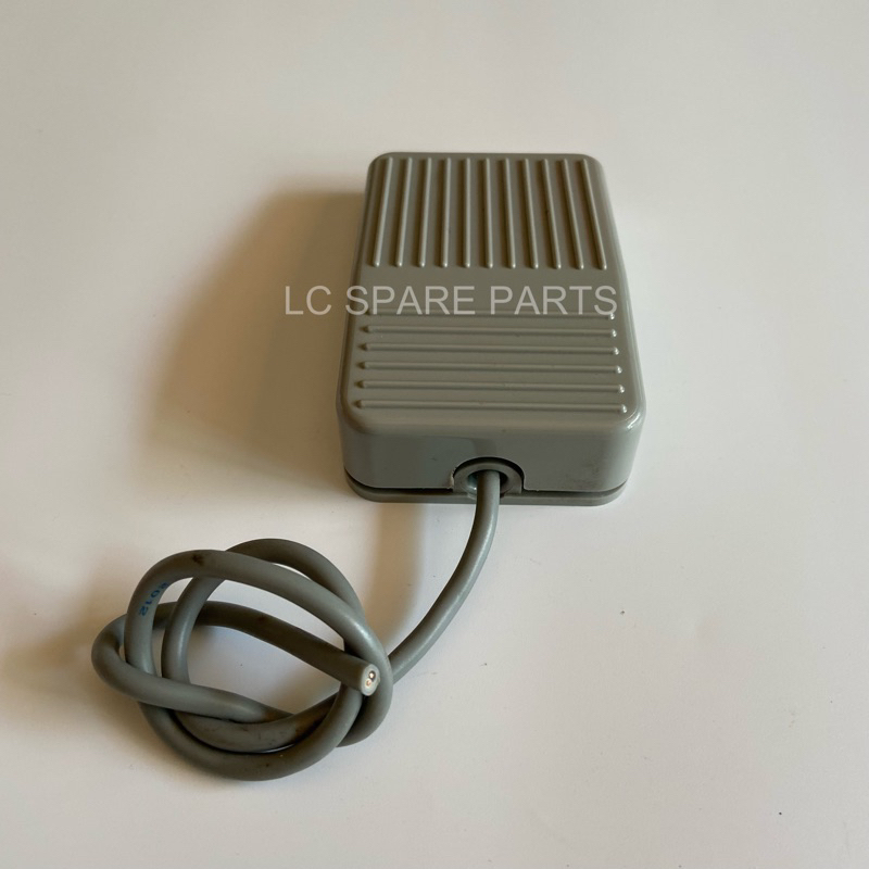 สวิตช์เท้าเหยียบ ( foot switch ) ญี่ปุ่นแท้ (สินค้าพร้อมส่ง)