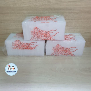 <แบ่งขาย>แผ่นเฟรมพลาสติกสี่เหลี่ยม แผ่นเฟรมปักไหมพรม ตราเสือ ขนาด 7x7 cm