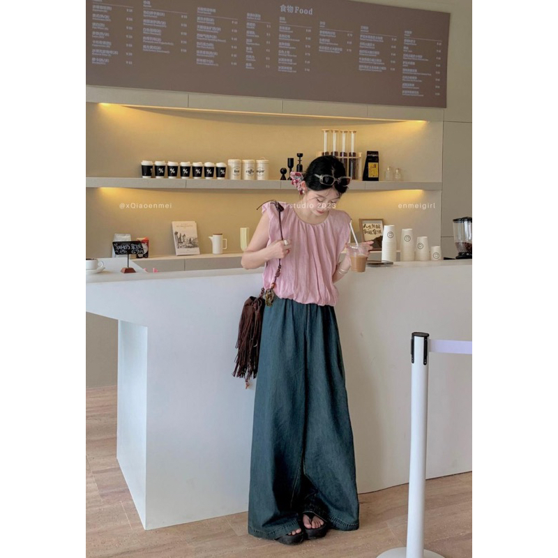 [5181] กางเกงยีนสีเข้มเอวจั๊ม