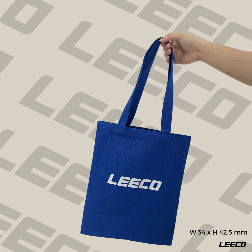 [พร้อมส่ง] LEECO tote bag Blue Collection 2023 กระเป๋าผ้ามินิมอล สีน้ำเงิน โลโก้ขาว ของแท้ 100% ขนาด 42.5 x 34 cm