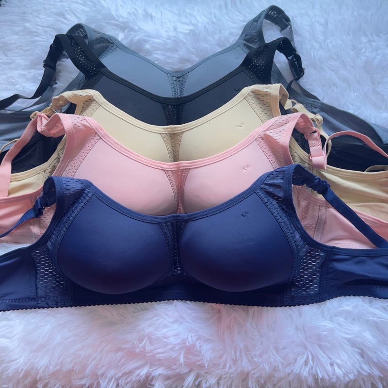 เสื้อใน บลาทรงสปอร์ตไร้โครง 2ตะขอ สายปรับได้ ผ้าระบายอากาศอย่างดี Albra / Ambra