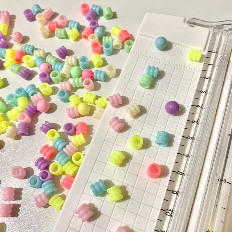 ลูกปัดของตกแต่ง ลูกปัดพาสเทล ลูกปัดทรงเกลียว / ทรงกลม (ถุงละ 15g) **ขั้นต่ำออเดอร์ / 30.-